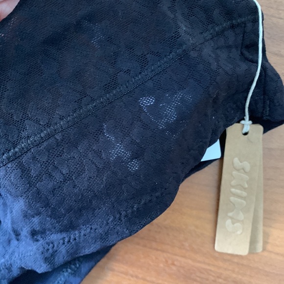 SKIMS Logo Mesh Boy Short Underwear Authentic Size XL - Picture 8 of 8